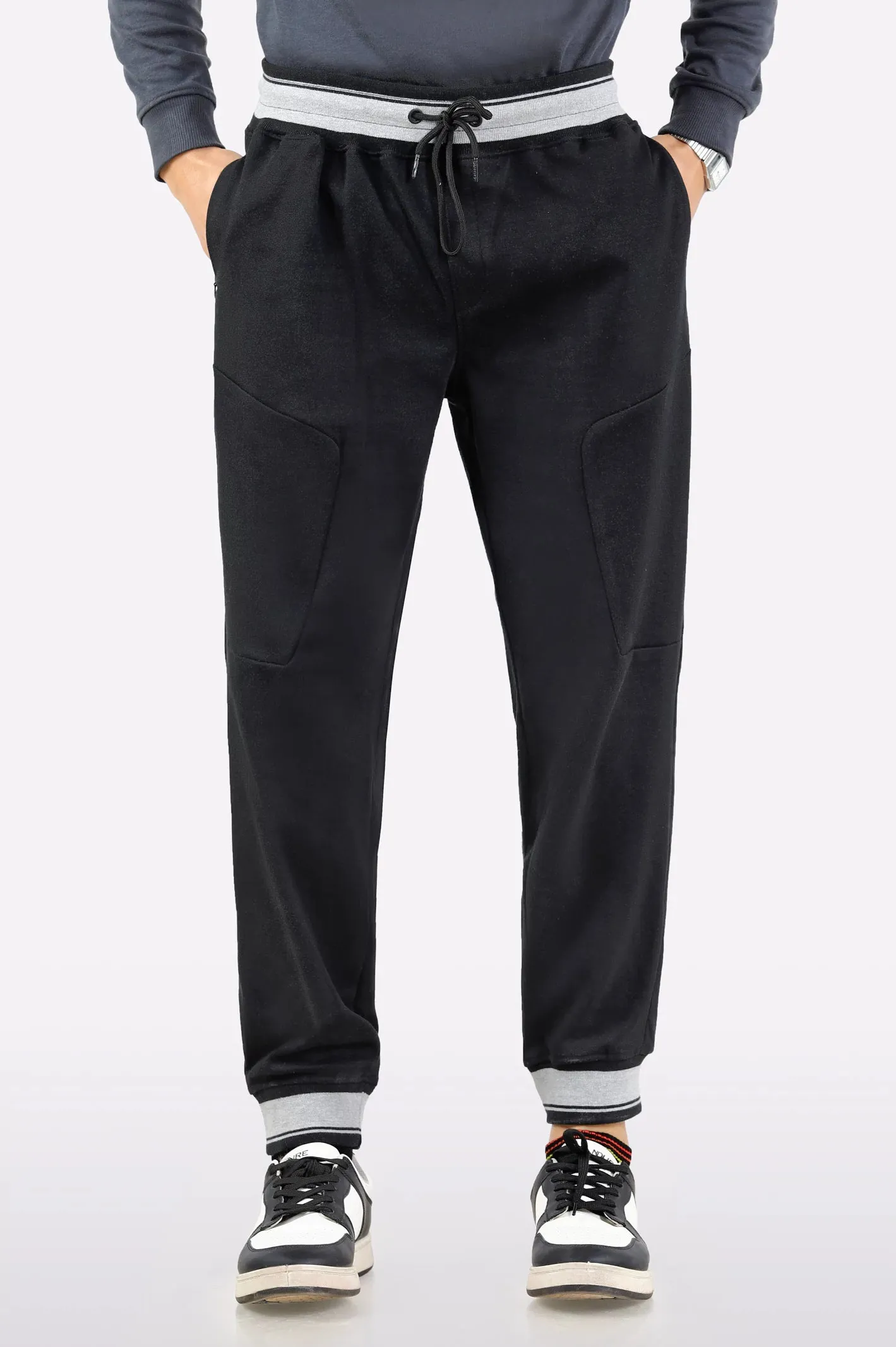 Black Knitted Jog Pant