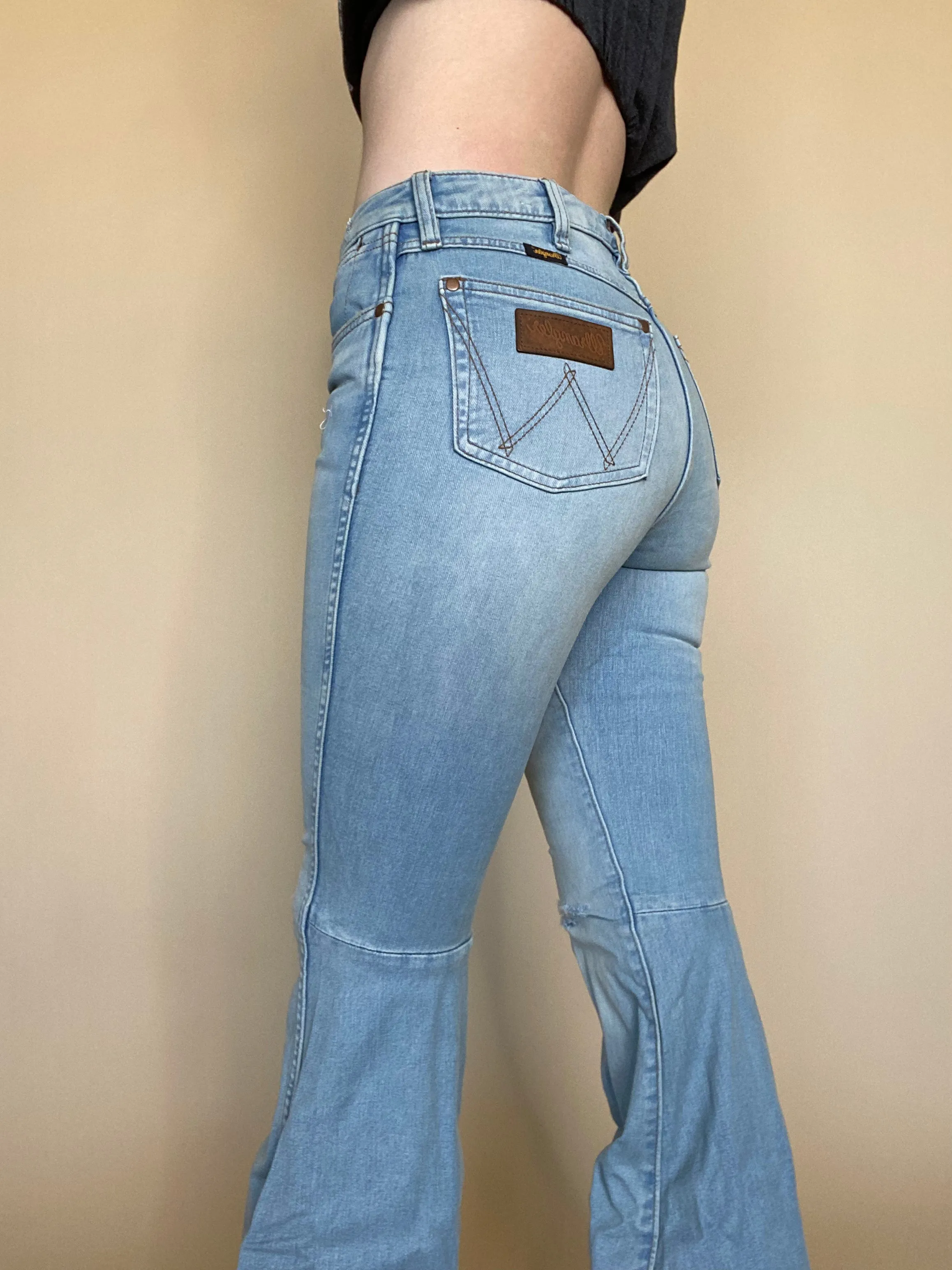 Final Sale ✨ Lainey Retro Wrangler Bell