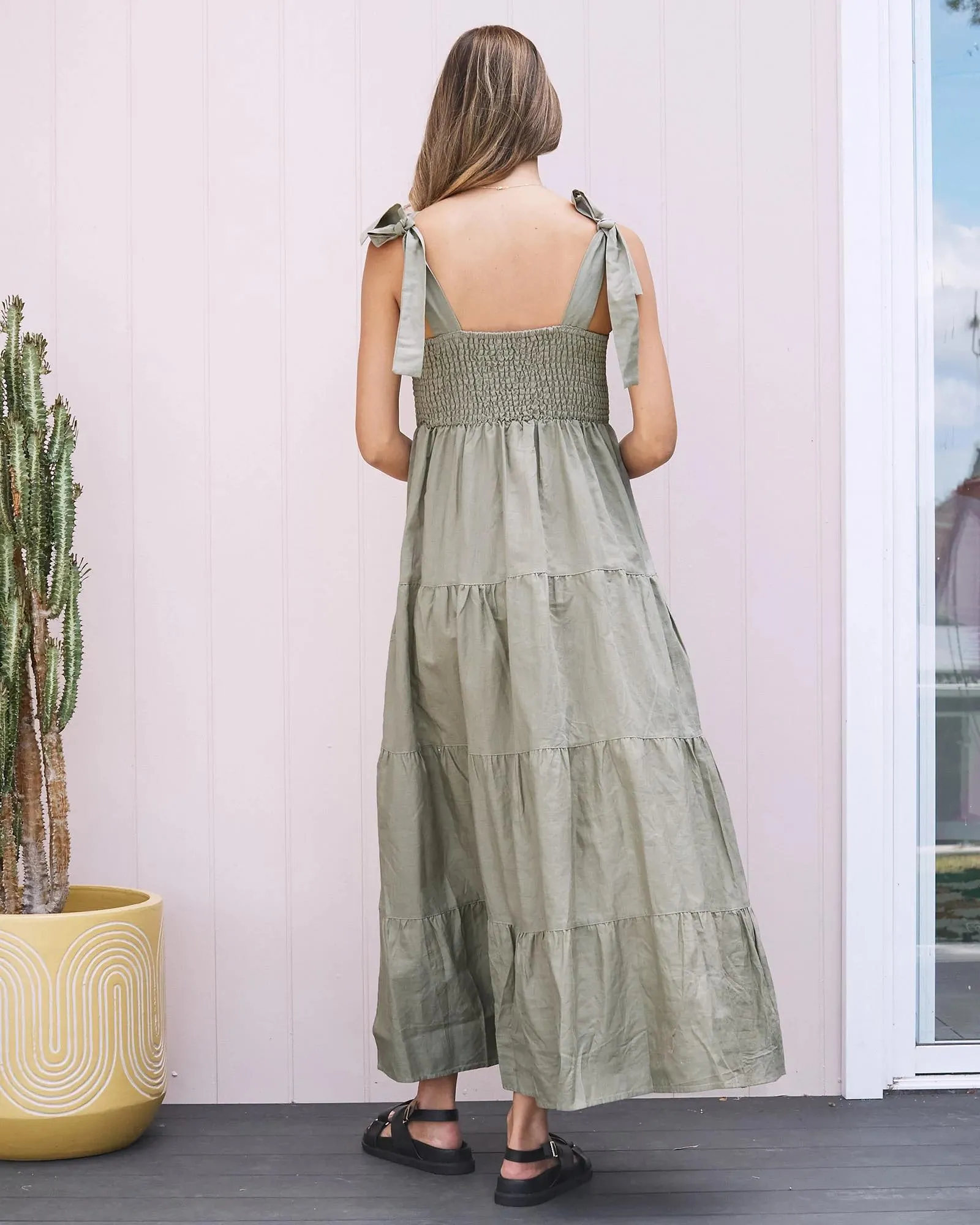 Lilliana Linen Dress in Olive Green