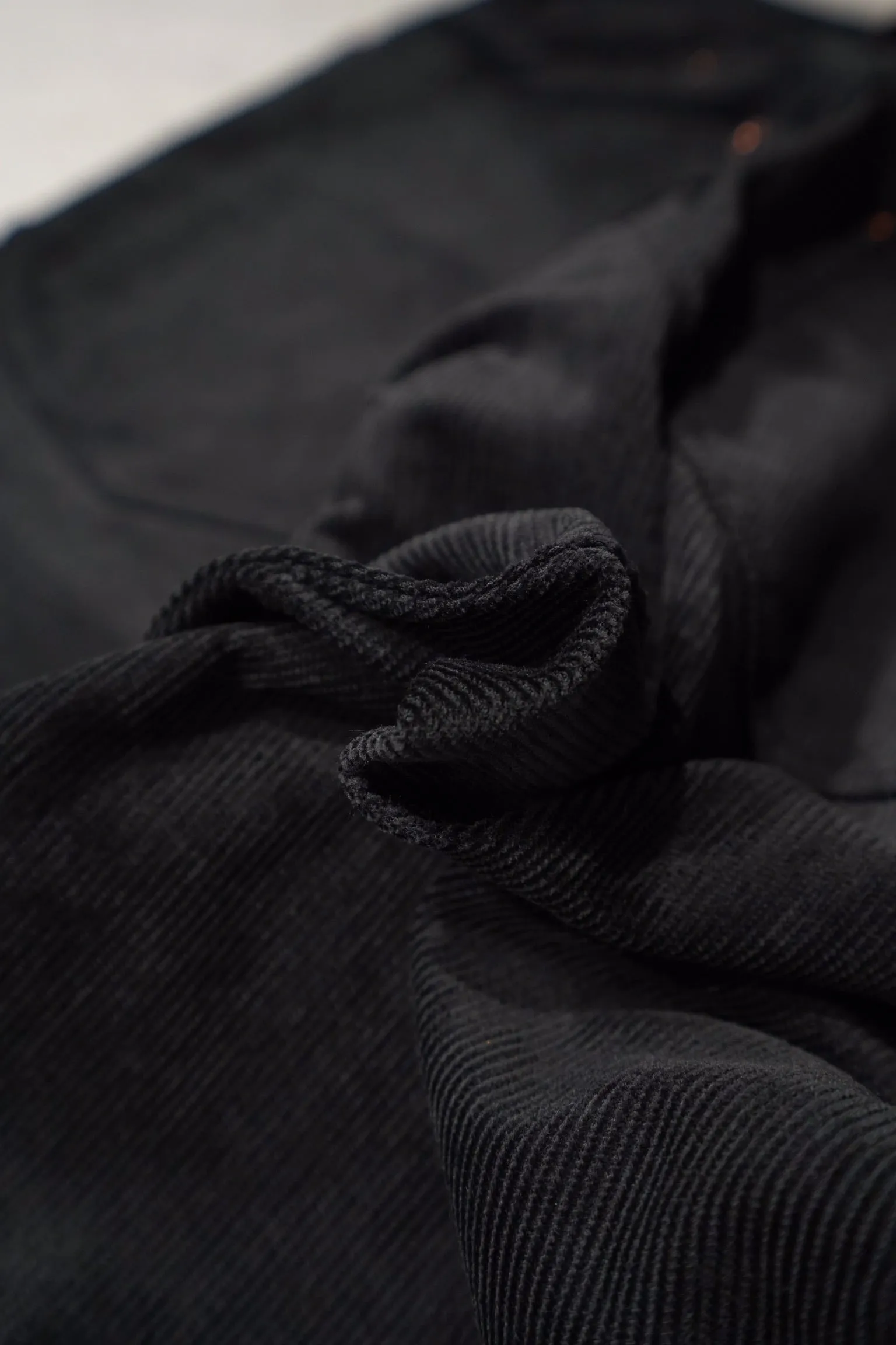SUGARHILL CORDUROY BELL BOTTOM DEMIN PANTS (BLACK)