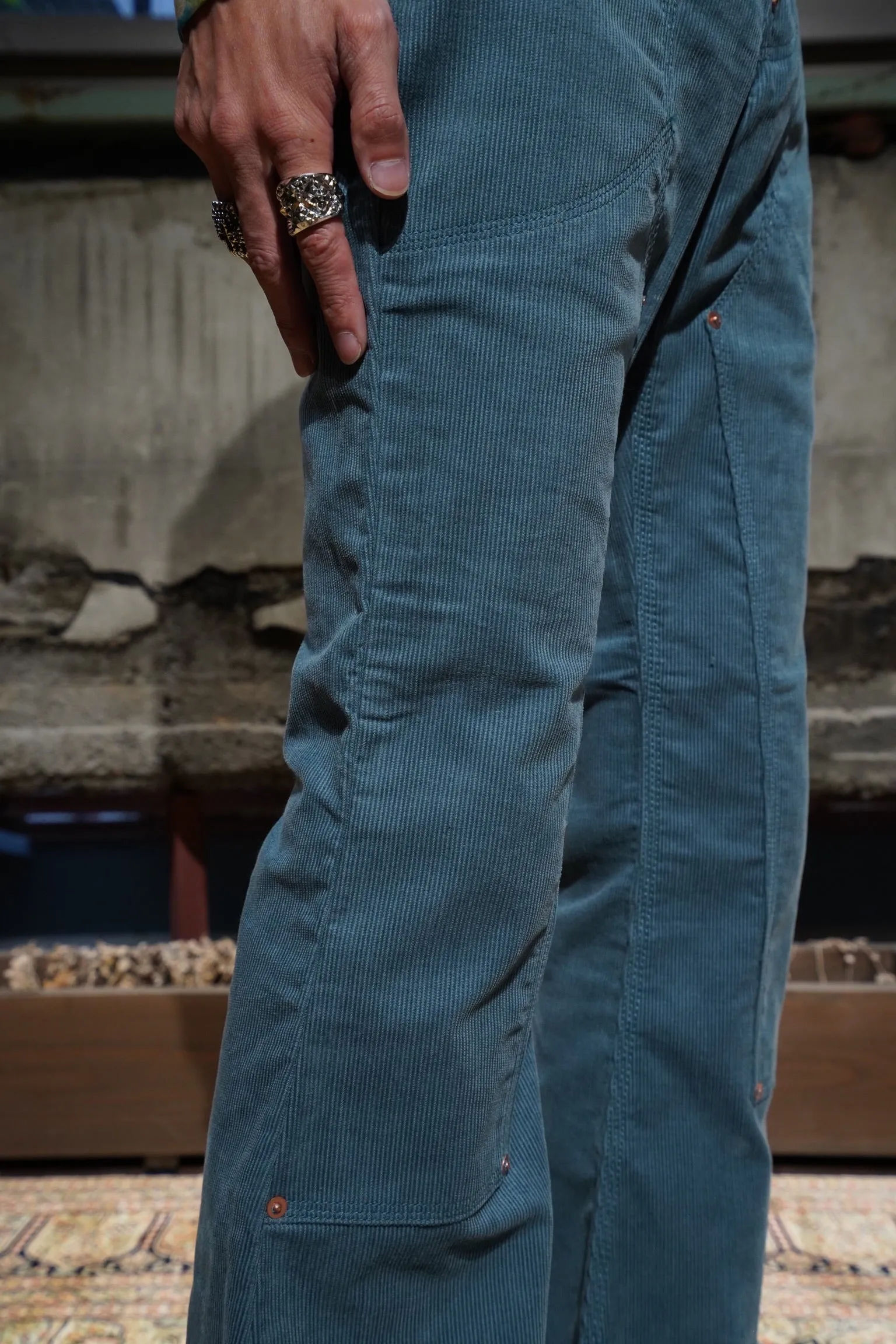 SUGARHILL CORDUROY BELL BOTTOM DEMIN PANTS (BLUE)