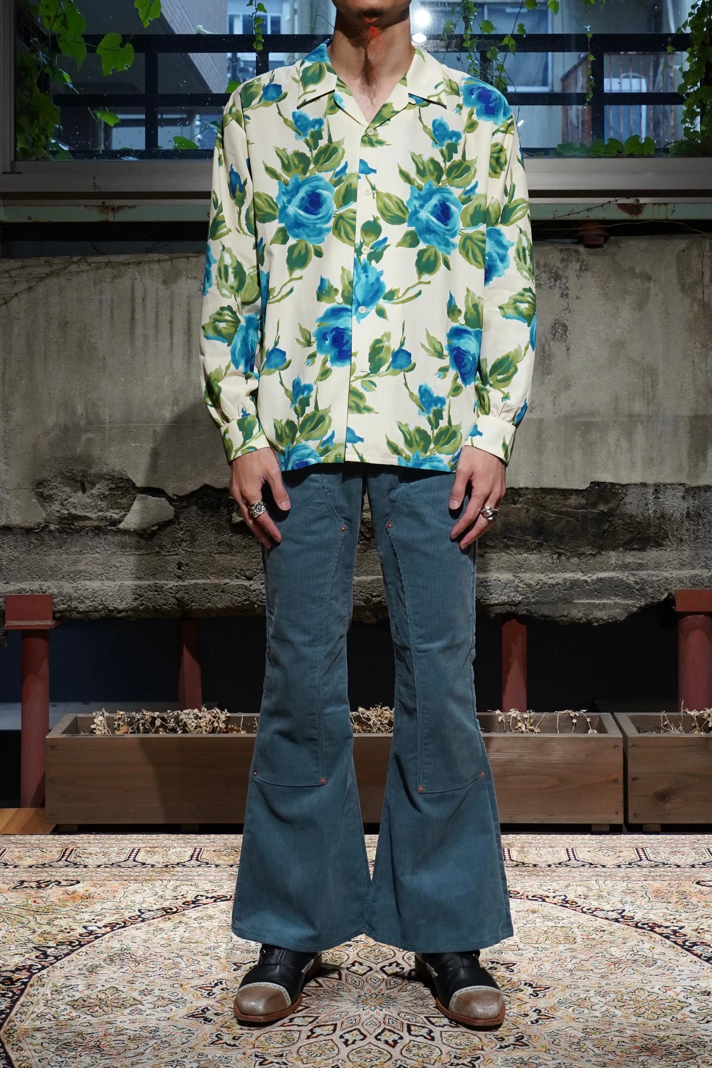 SUGARHILL CORDUROY BELL BOTTOM DEMIN PANTS (BLUE)