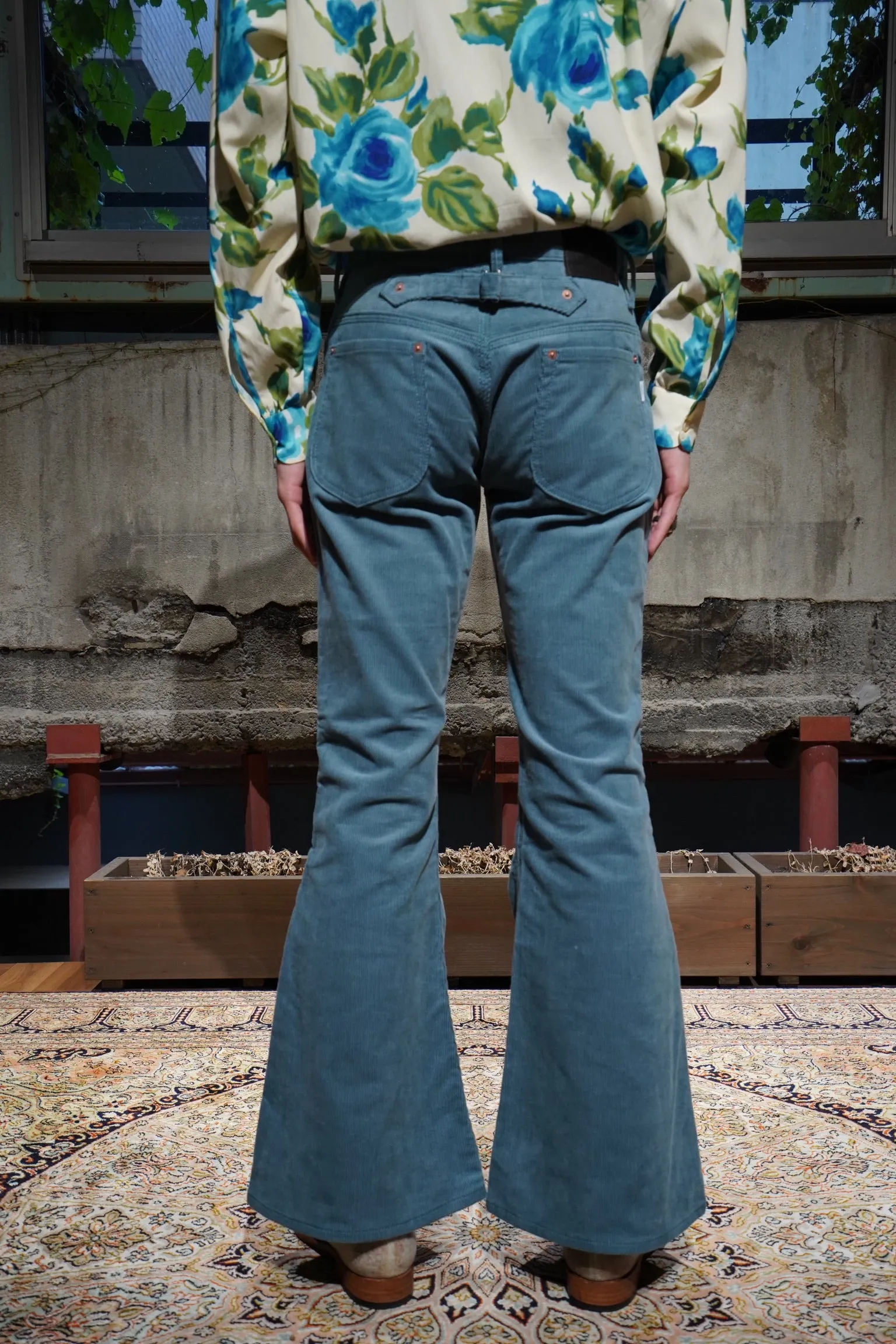 SUGARHILL CORDUROY BELL BOTTOM DEMIN PANTS (BLUE)