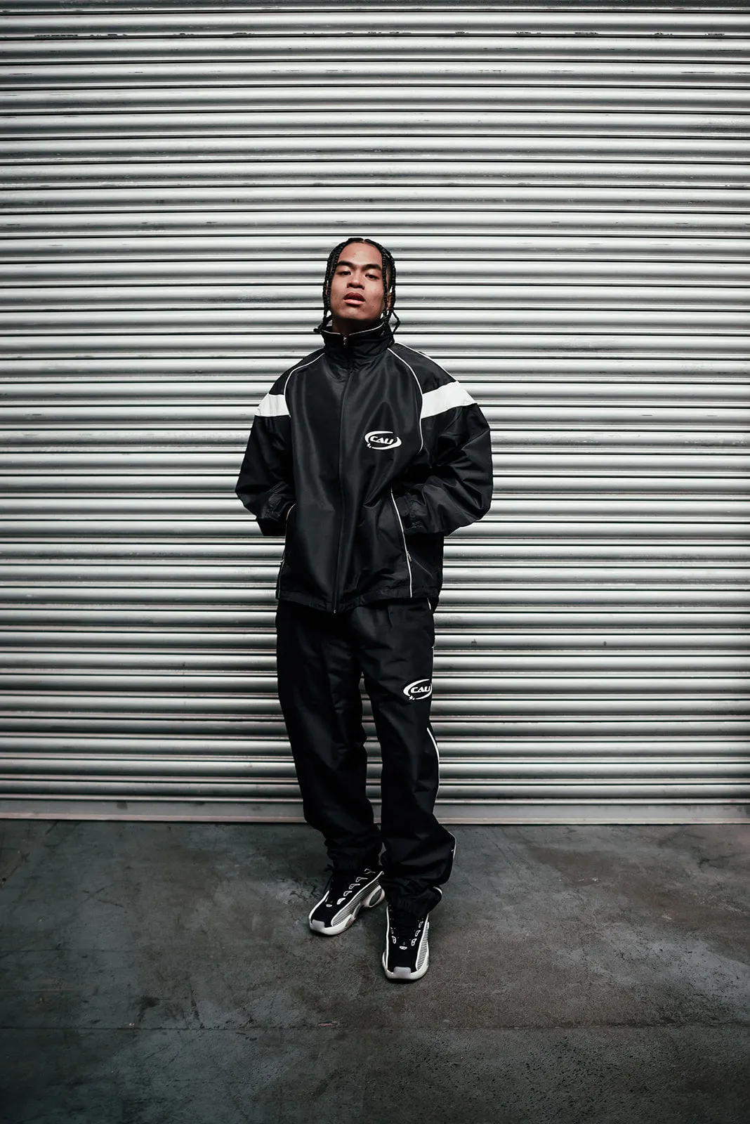 The Track Pants - Black/Dove