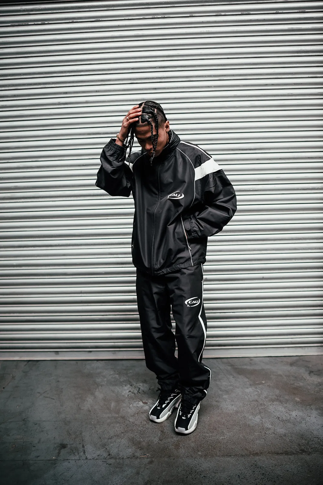 The Track Pants - Black/Dove